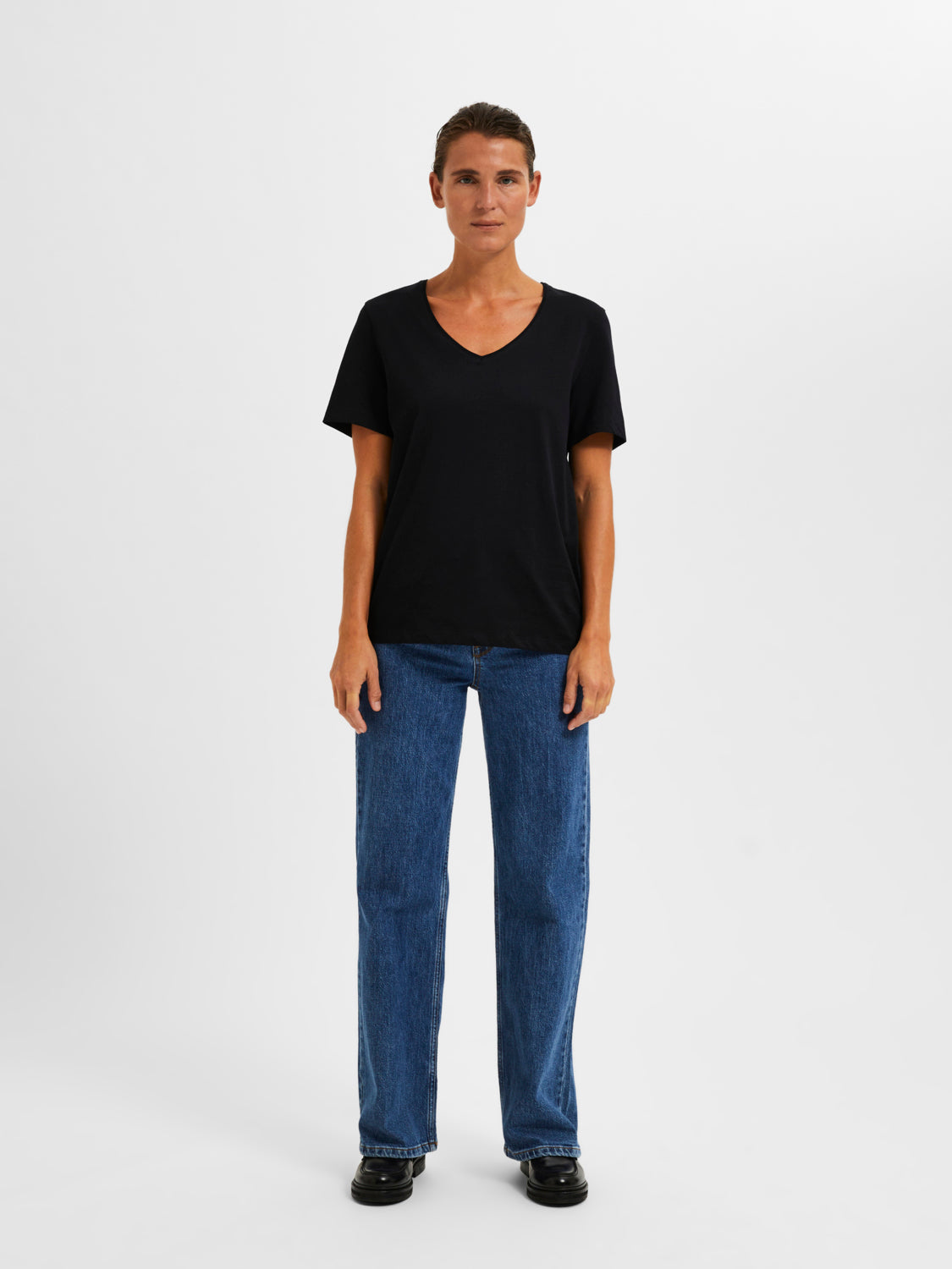 Essential V-Neck T-Skjorte - Sort/ Black